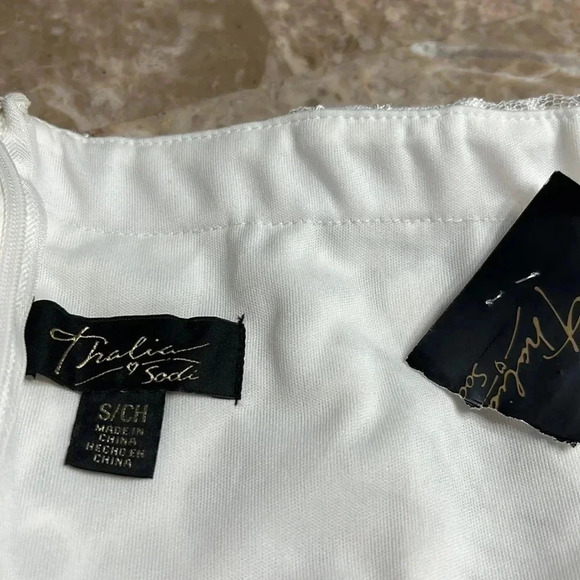 Thalia Sodi strapless lace floral dress.sz Sm,event,wedding ,graduation,classy - Picture 9 of 14